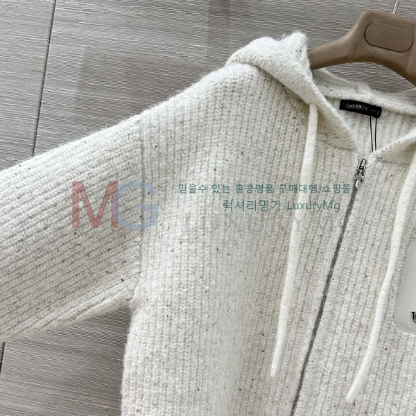 ���� ũ������ �ĵ�Ƽ CHS231230-2