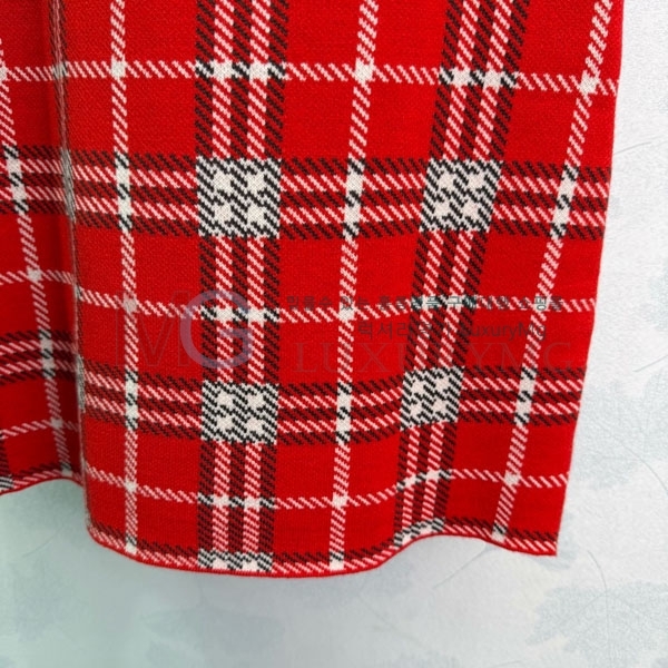 ���� ������ ���ǽ� BU46702-3