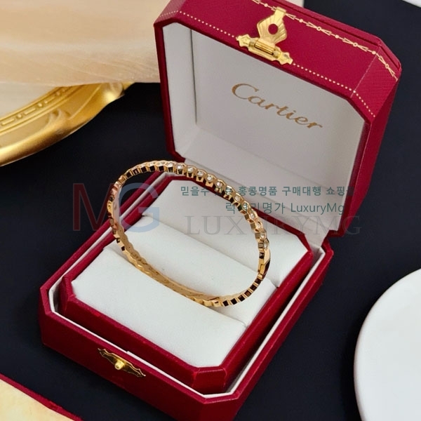 �������� ��쿡 ���� CAR67087-8