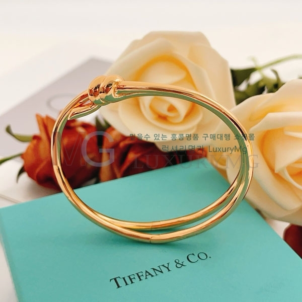 Ƽ�Ĵ� ���� �������� TF45608-4