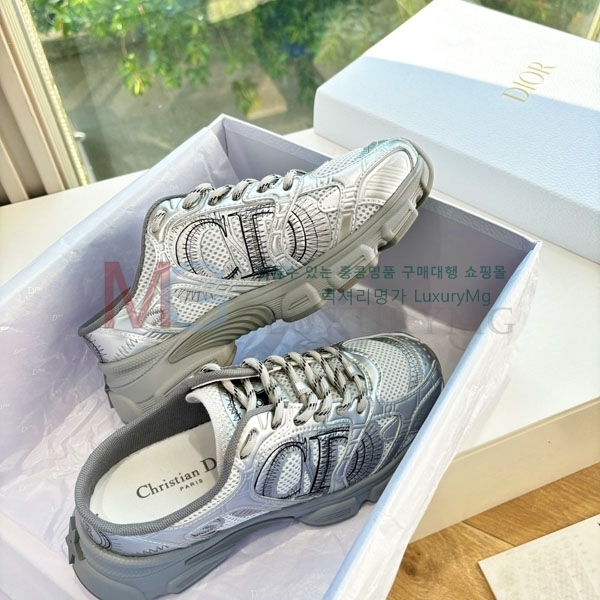 ��� �� ����Ŀ�� �������� DR966066