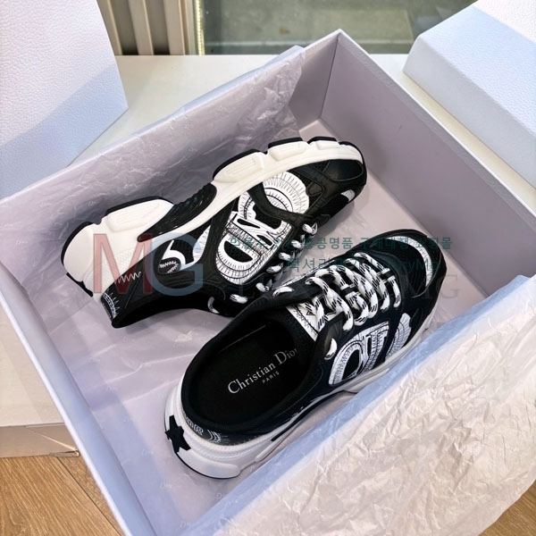 ��� �� ����Ŀ�� �������� DR966066-3