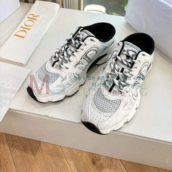 ��� �� ����Ŀ�� �������� DR966066-7