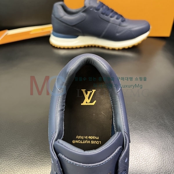 ���� ����*�� ����Ŀ�� LV506411