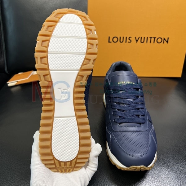 ���� ����*�� ����Ŀ�� LV506411