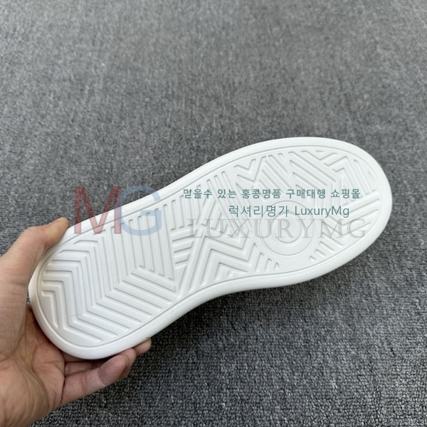 ���ڷ� ��ġ�ڸ� ����Ŀ�� BC771150-3