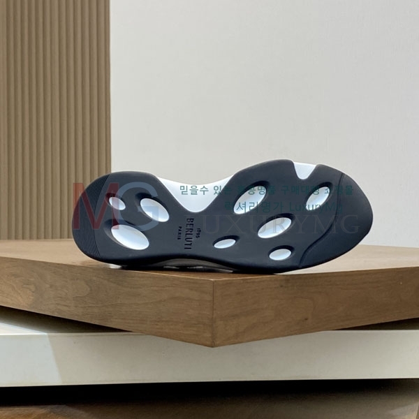 ���� ����Ƽ  ����Ŀ�� BT666501