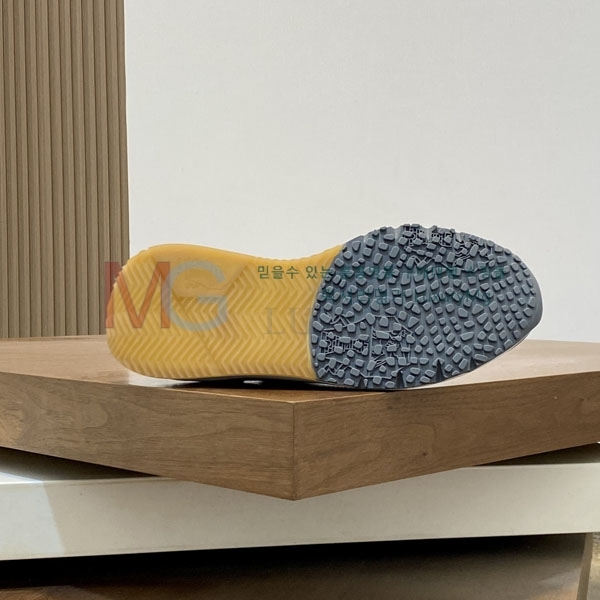 ���ڷ� ��ġ�ڸ� ����Ŀ�� BC775483-4