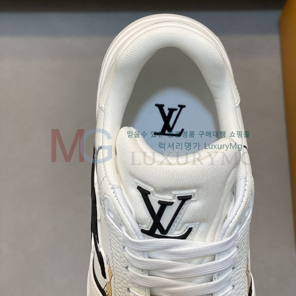 ���̺��� ����Ŀ�� LV06690321