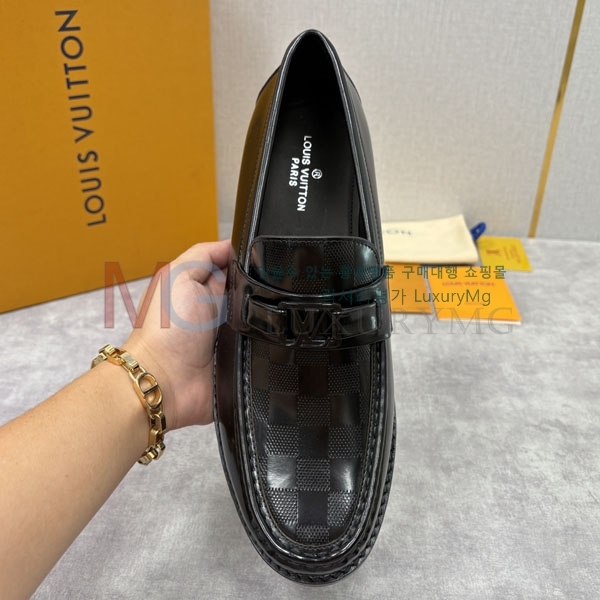 ���� ���̺��� ���� LV550140