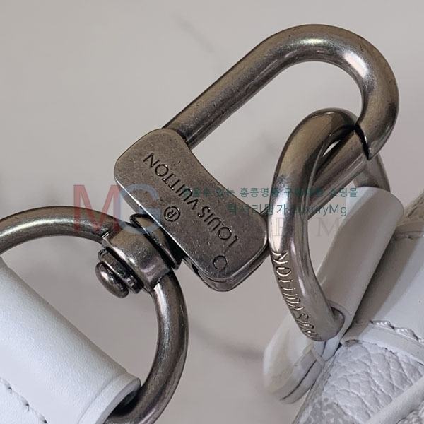 ���̺��� ���ǵ� P9 �ݵѸ��� 30 M27144-1