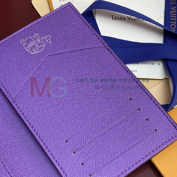 ���̺��� �н���Ʈ Ŀ�� �������� M28008-1