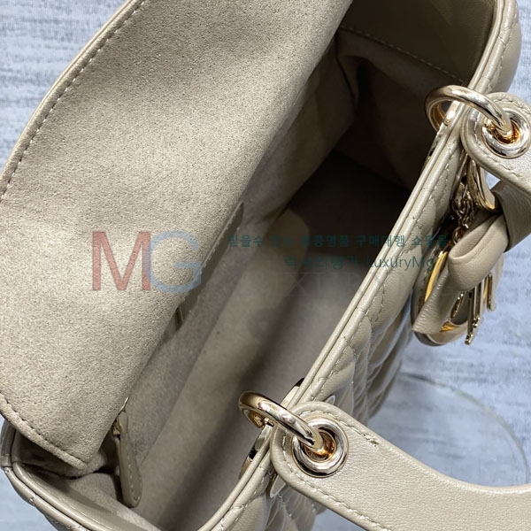 ��� ���� ���̵�� M078010-1