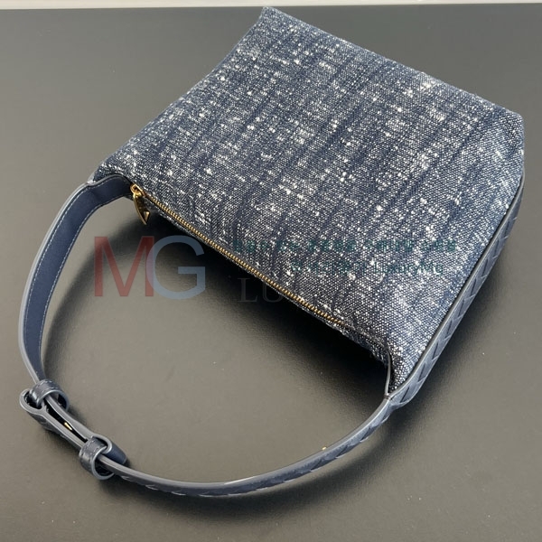 ���װ�����Ÿ ������ �̴� ȣ���� 815689-1