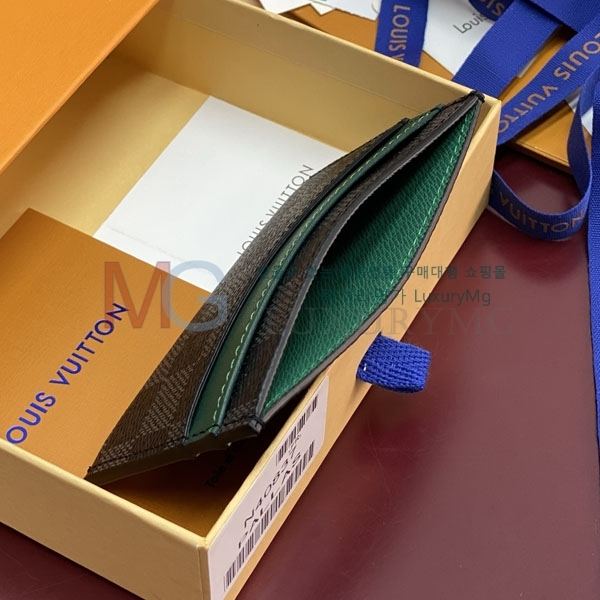 ���̺��� ī�� Ȧ�� N40837-1