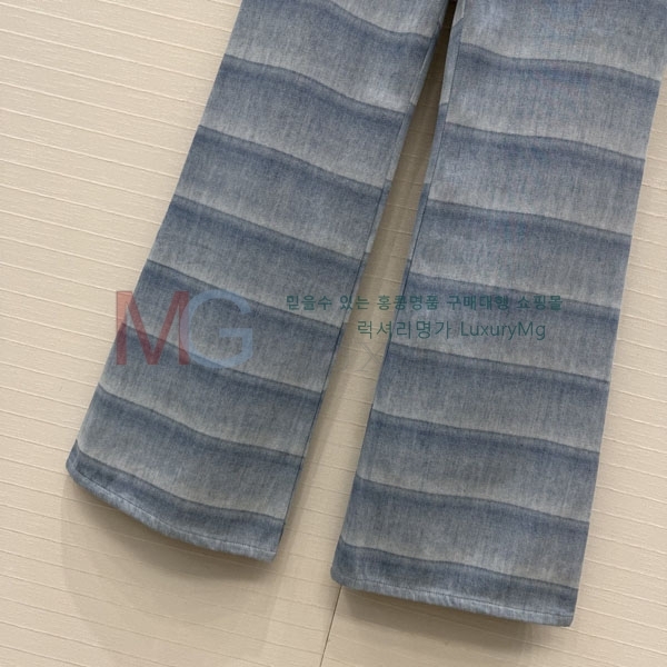 ���� ��* ���� ���� CH4235420-1