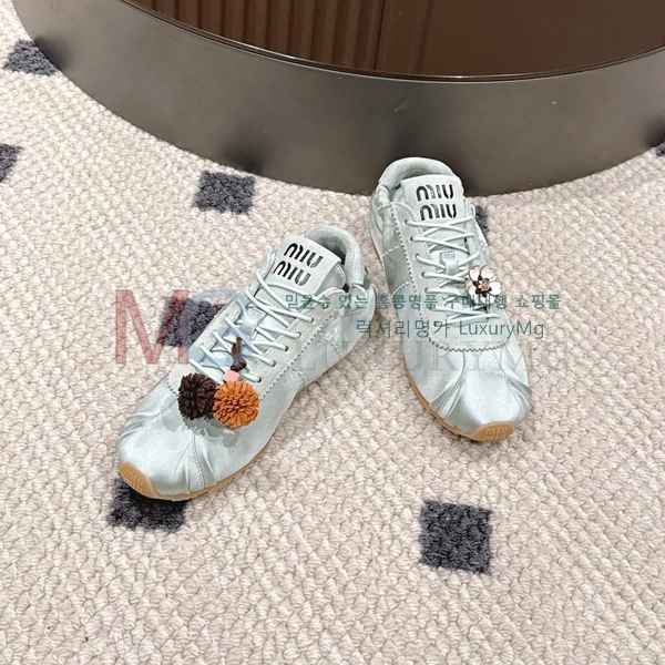 ���� �̿�̿� ����Ŀ�� MI528193-3