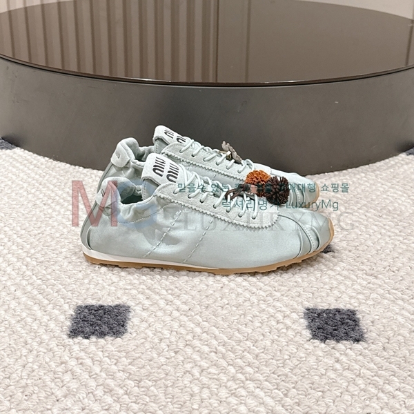 ���� �̿�̿� ����Ŀ�� MI528193-3