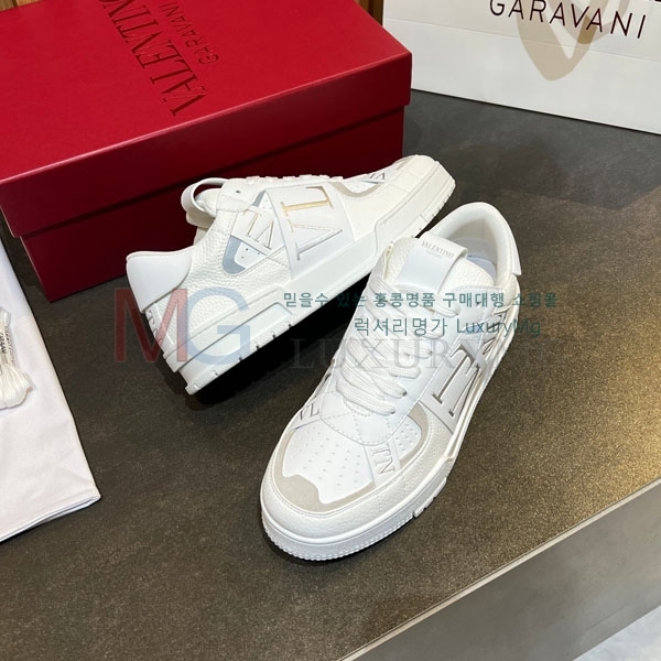 ���� �߷�Ƽ�� ����Ŀ�� VA558043-1