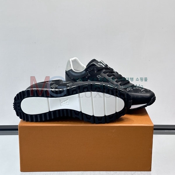 ����  ����*�� ����Ŀ�� LV764402-3