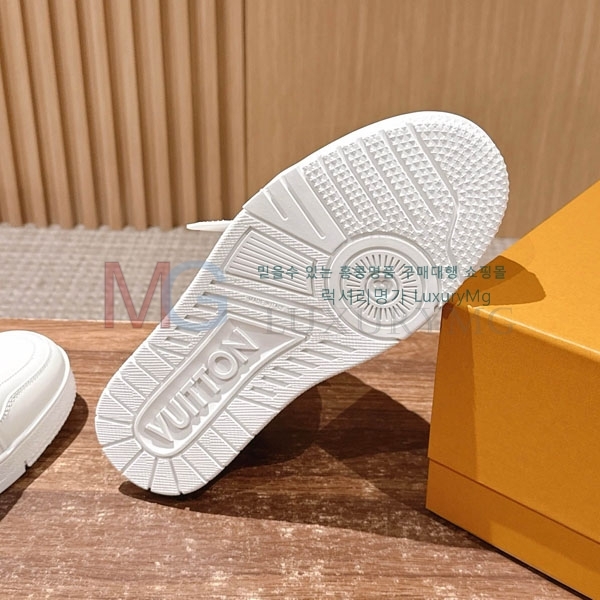 �������� ����*�� ����Ŀ�� LV618881