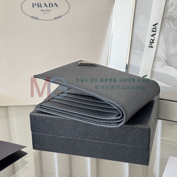 ����� ������ 2M0513-304