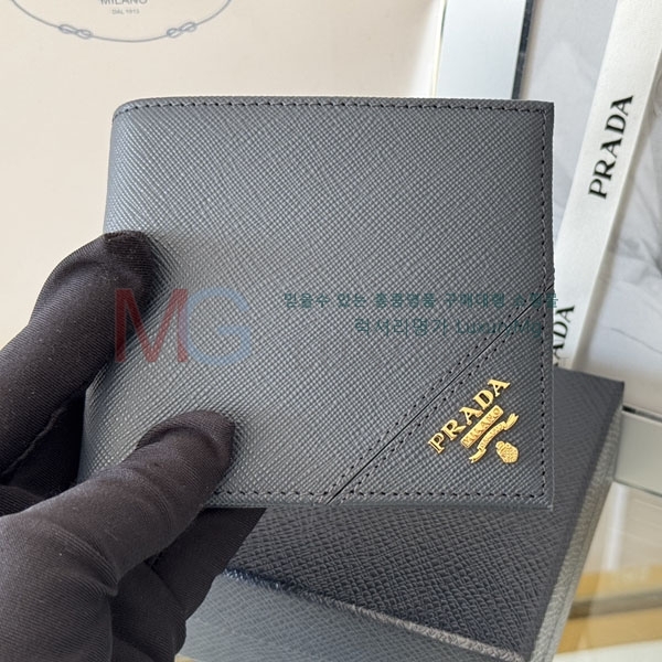 ����� ������ 2M0513-305