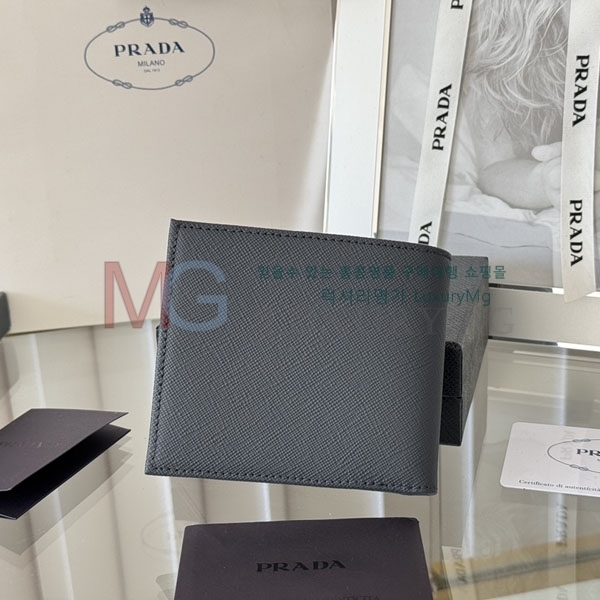 ����� ������ 2M0513-307