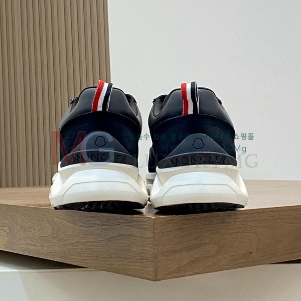 ���� ��**�� ����Ŀ�� MO226036-3