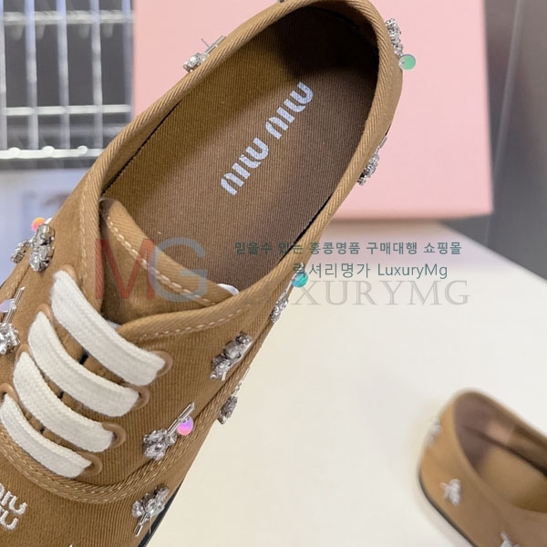 ���� �̿�̿� ����Ŀ�� 2M559044