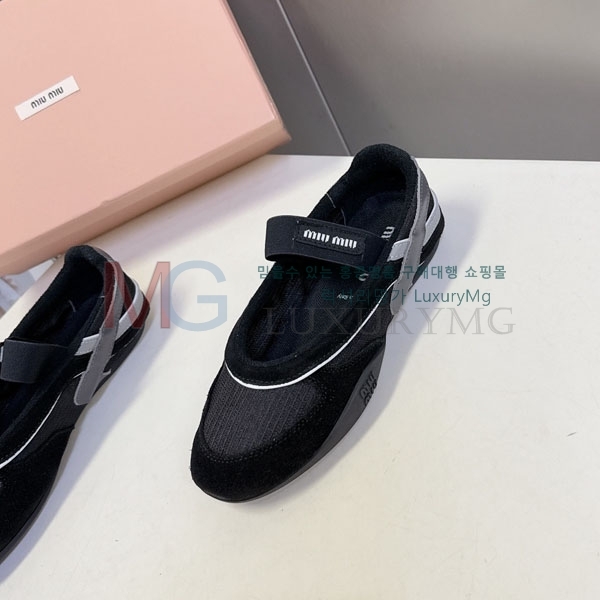 ���� �̿�̿� ����Ŀ�� 2M551123-1