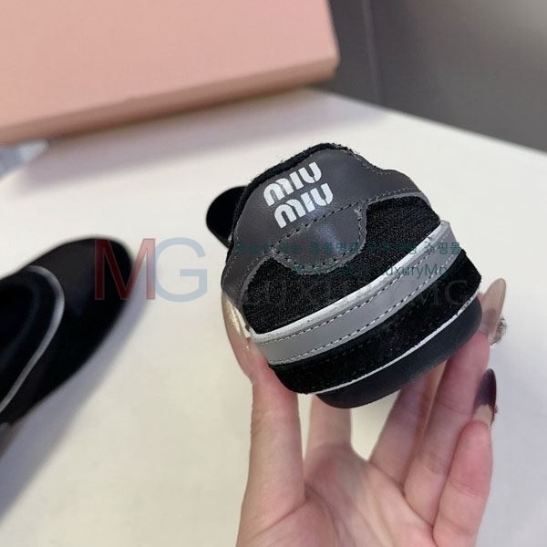 ���� �̿�̿� ����Ŀ�� 2M551123-1