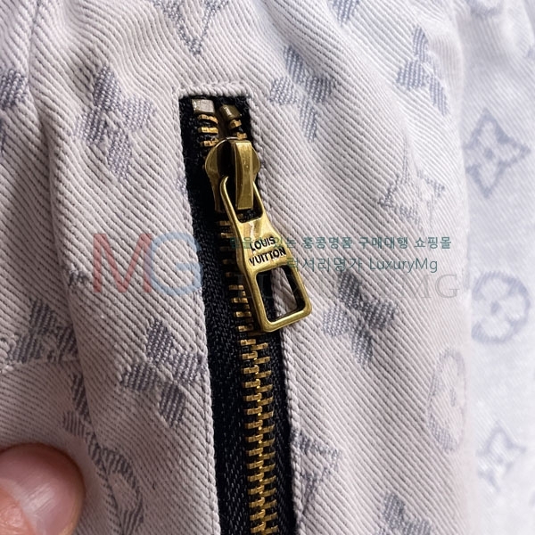 ���� ���̺��� �ݹ��� 4123855-8