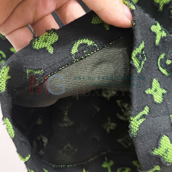 ���� ���̺��� �ݹ��� LV53172-4