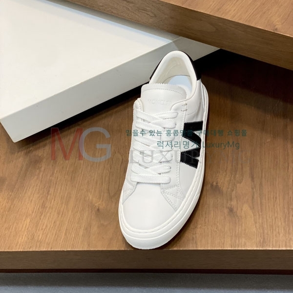 ���� ��**�� ����Ŀ�� MO699033