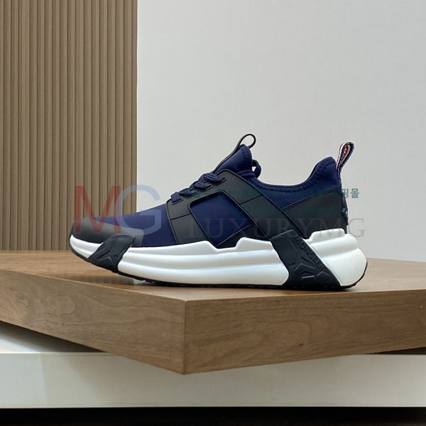 ���� ��**�� ����Ŀ�� MO644206-4