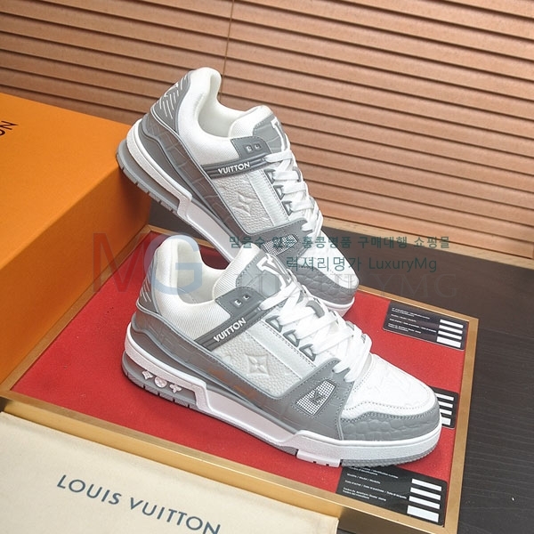 �������� ����*�� ����Ŀ�� LV774560-4