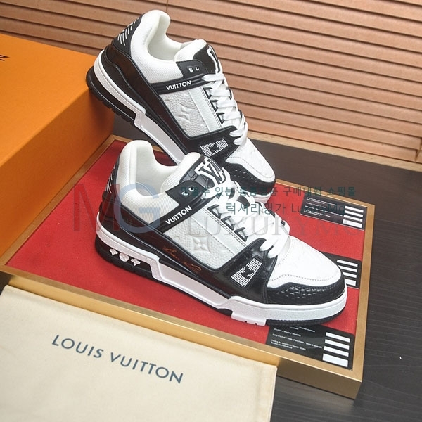 �������� ����*�� ����Ŀ�� LV774560-8