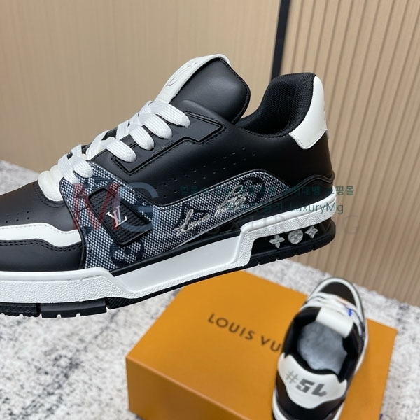 �������� ����*�� ����Ŀ�� LV7226066-7