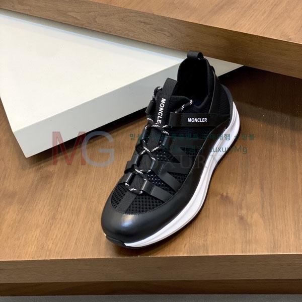 ���� ��**�� ����Ŀ�� MO226033