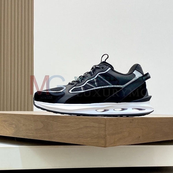 ���� ��**�� ����Ŀ�� MO226036