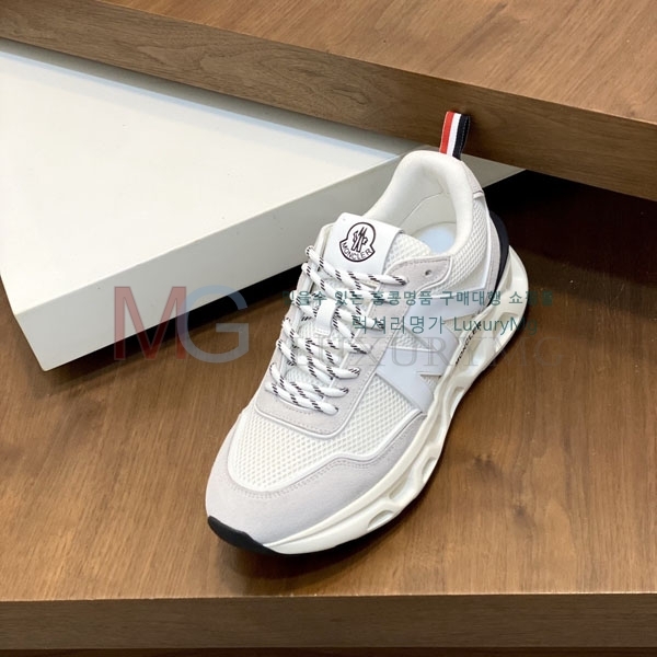 ���� ��**�� ����Ŀ�� MO226022