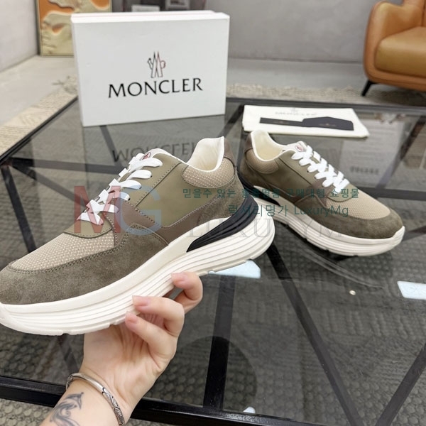 ���� ��**��  ����Ŀ�� MO5903122