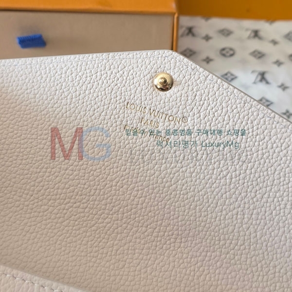 ���̺��� ���� ������ M27740-3