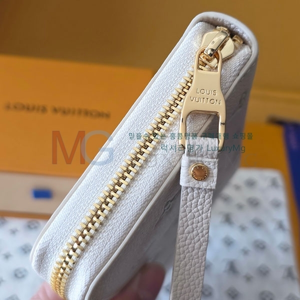 ���̺��� ���� ������ M28131-3