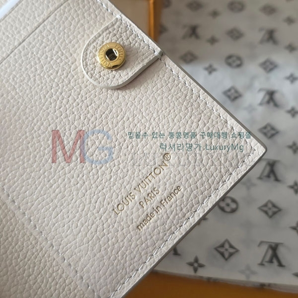 ���̺��� Ŭ���� ���� M27742-1