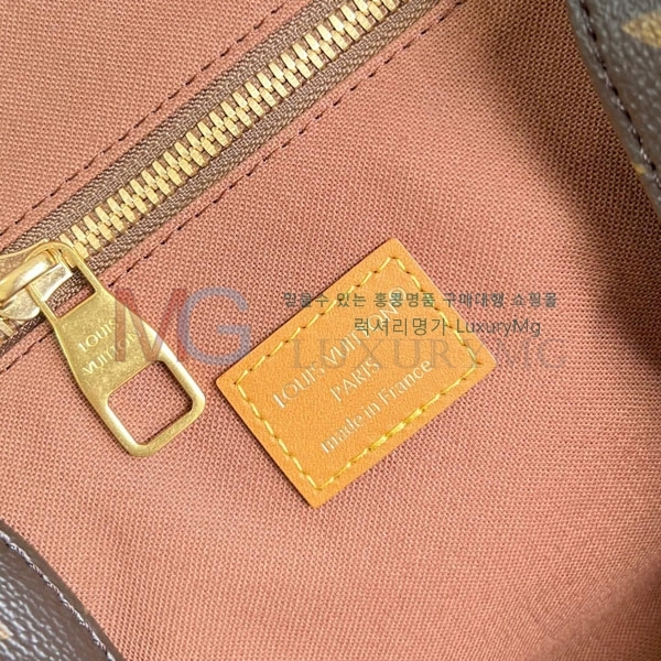 ���̺��� ũ�������� �޽��� M28115-1