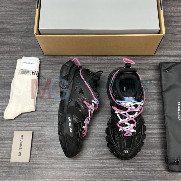 �߷��þư� ����Ŀ�� B0888055