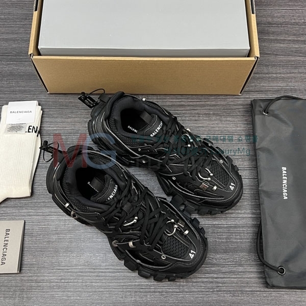 �߷��þư� ����Ŀ�� B0888051-3