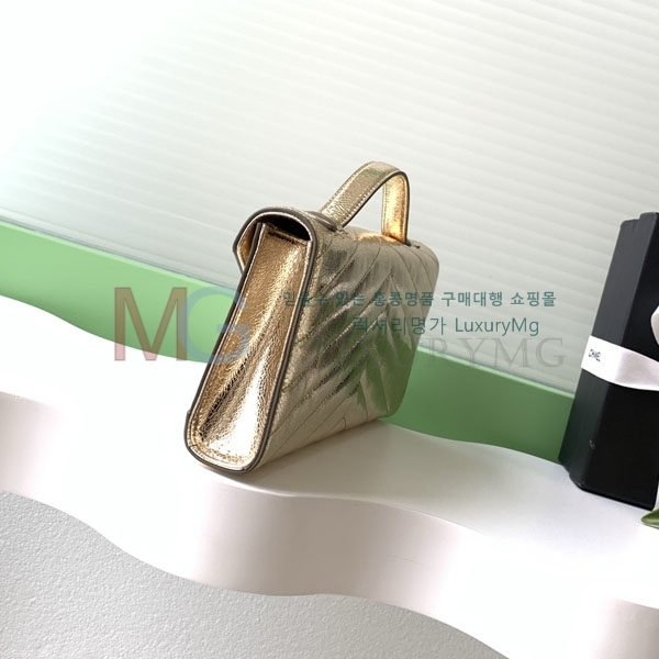 ��*  �Ŀ�ġ AS6044-4